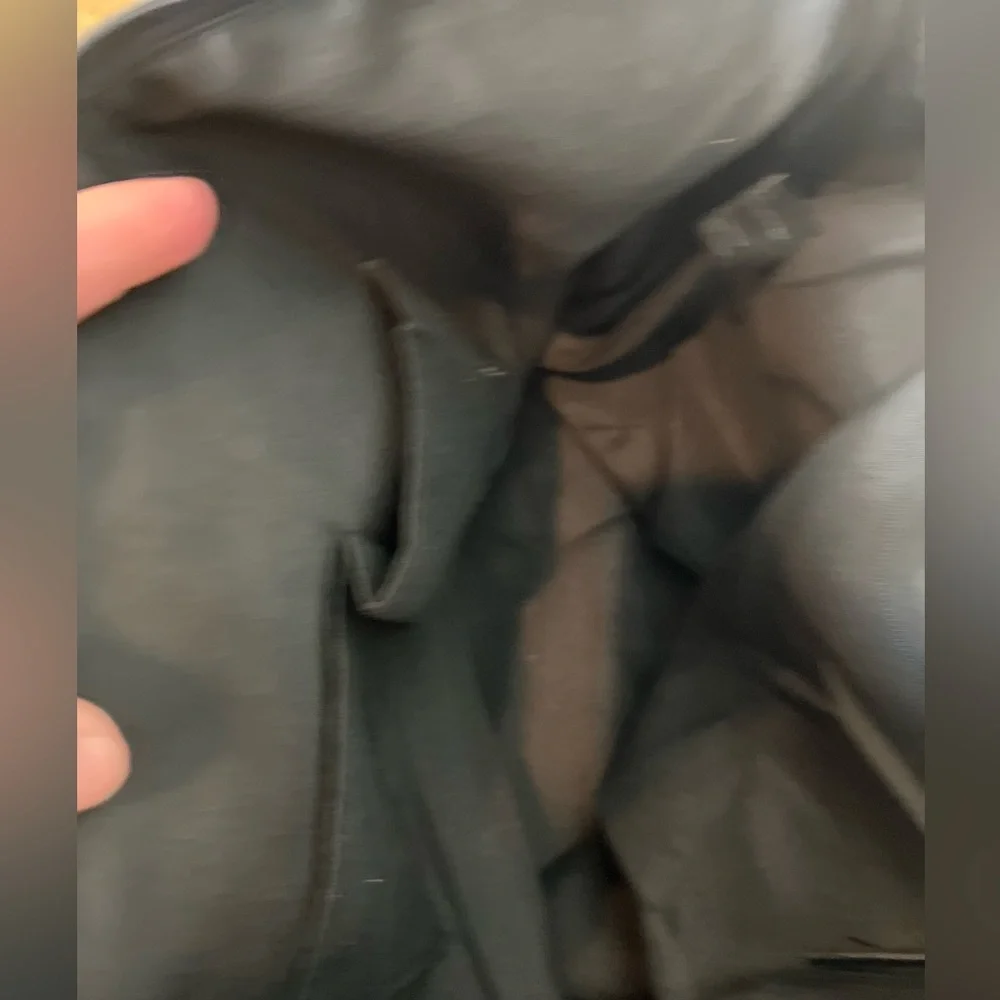 Botkier New York Bond Travel Tote
Bag Black - Picture 12 of 14